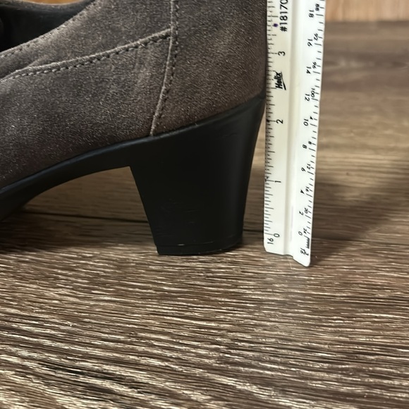 Clarks Bendables Womens Oxford Heels Gray Leather Lace Up size 10M - Picture 9 of 10